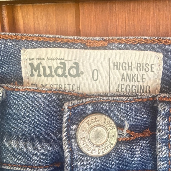 Mudd High Waisted Skinny Jeans - Distressed Blue Size 0 - Picture 2 of 7
